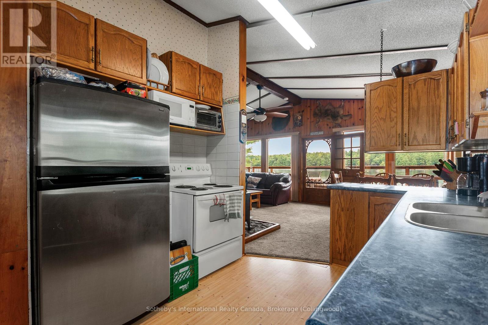 4202 Go Home Lake Shr, Georgian Bay, Ontario  P0C 1H0 - Photo 10 - X10439685