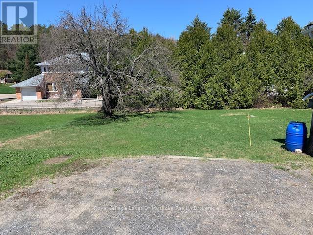 64 West Road, Huntsville, Ontario  P1H 1L8 - Photo 4 - X11913049