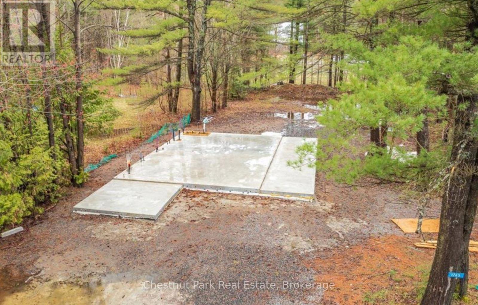 1765 Gravenhurst Parkway, Gravenhurst, Ontario  P1P 1R3 - Photo 3 - X11915518