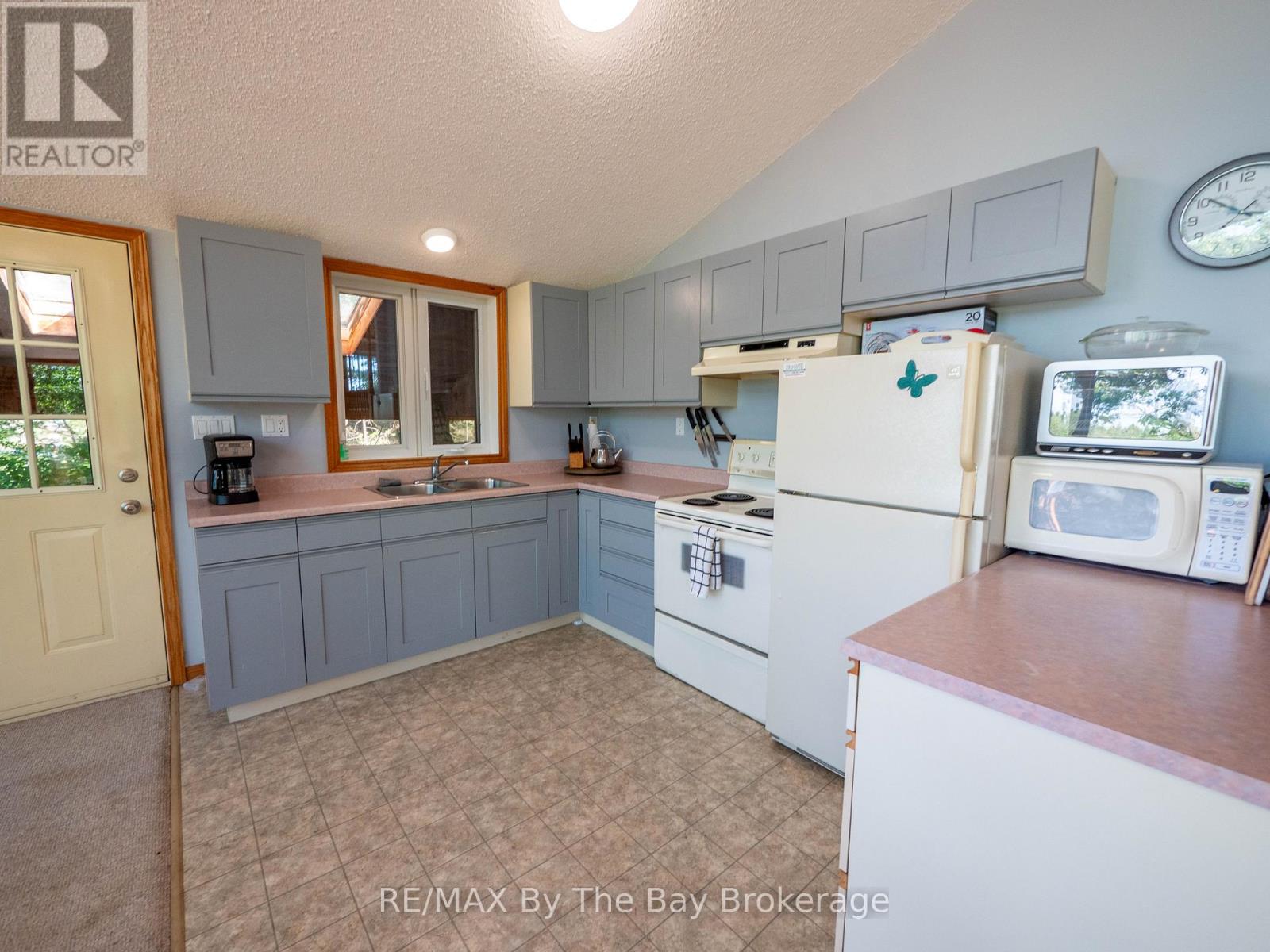 3140 Island 1810, Georgian Bay, Ontario  P0E 1E0 - Photo 16 - X11947390