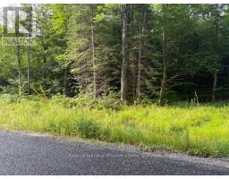 48 SUMMER LEIGH TRAIL, Huntsville, Ontario