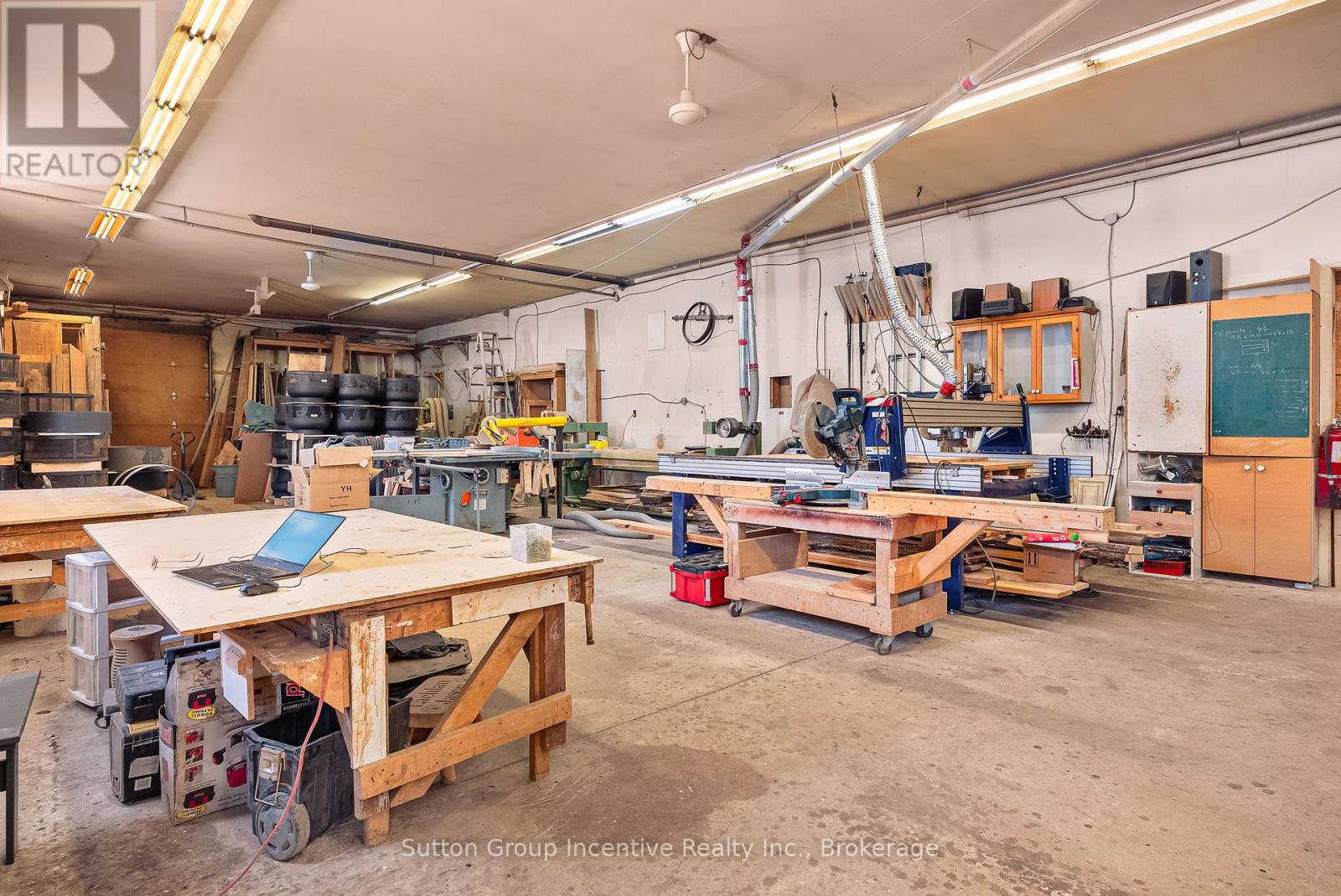 1676 Winhara Road, Gravenhurst, Ontario  P1P 1R1 - Photo 13 - X11996267