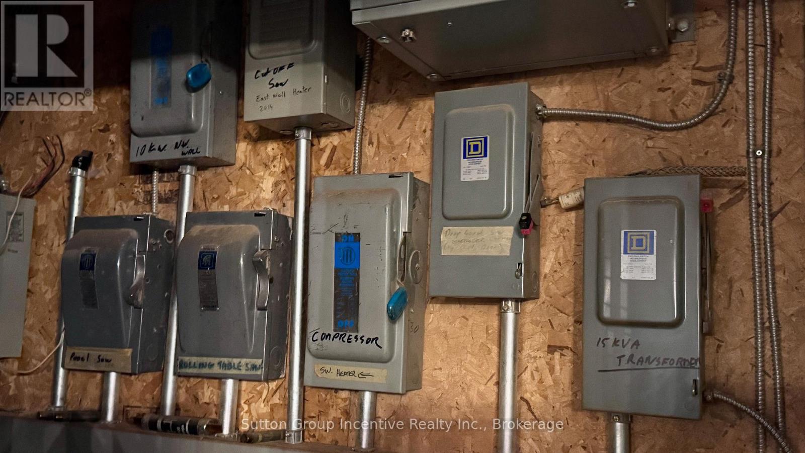 1676 Winhara Road, Gravenhurst, Ontario  P1P 1R1 - Photo 25 - X11996267