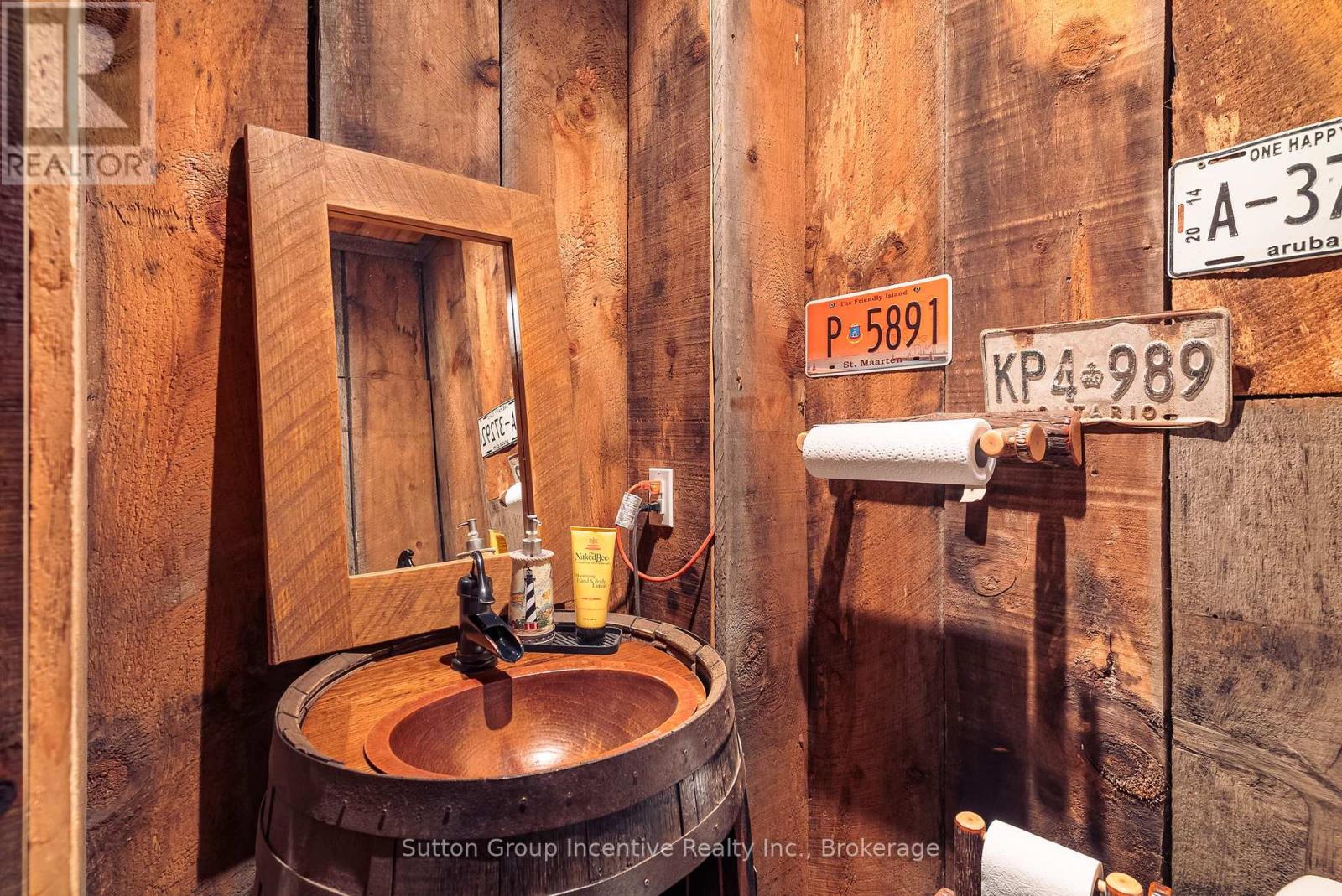 1676 Winhara Road, Gravenhurst, Ontario  P1P 1R1 - Photo 38 - X11996267