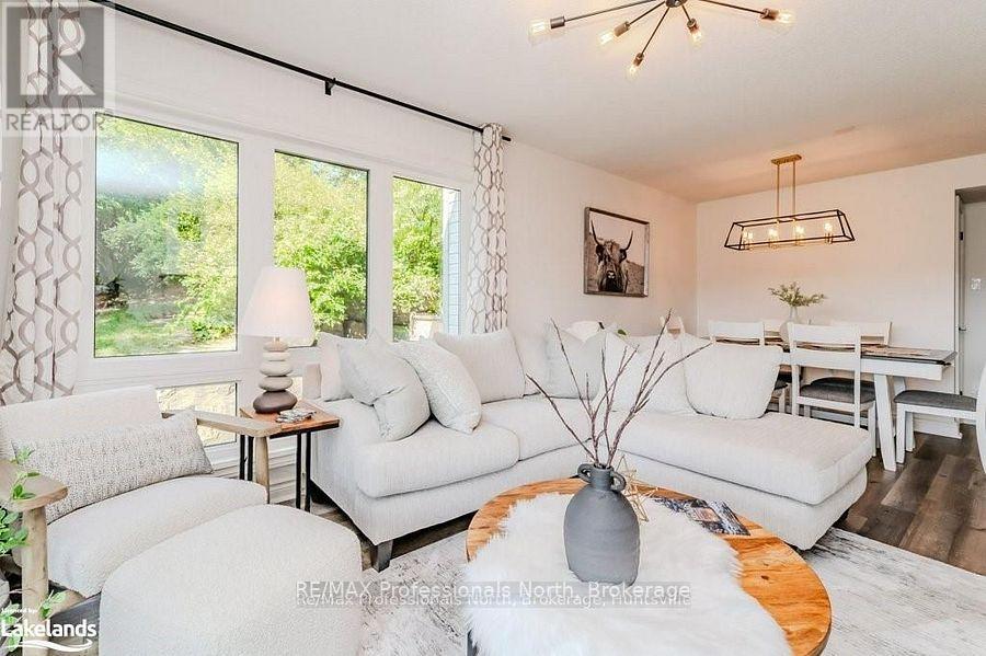 105 - 33 Deerhurst Greens Drive, Huntsville, Ontario  P1H 2J4 - Photo 1 - X12000673