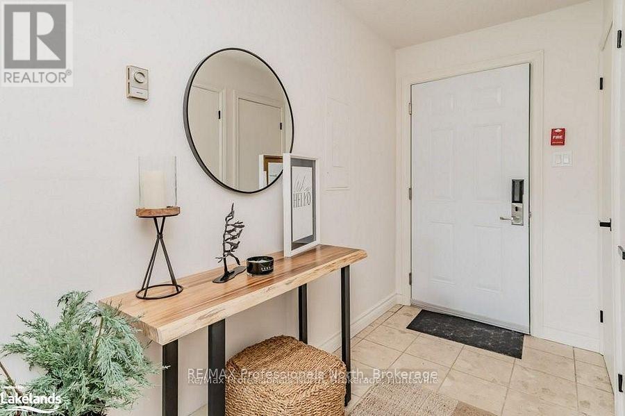 105 - 33 Deerhurst Greens Drive, Huntsville, Ontario  P1H 2J4 - Photo 4 - X12000673