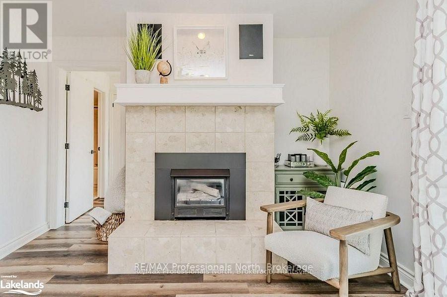 105 - 33 Deerhurst Greens Drive, Huntsville, Ontario  P1H 2J4 - Photo 5 - X12000673