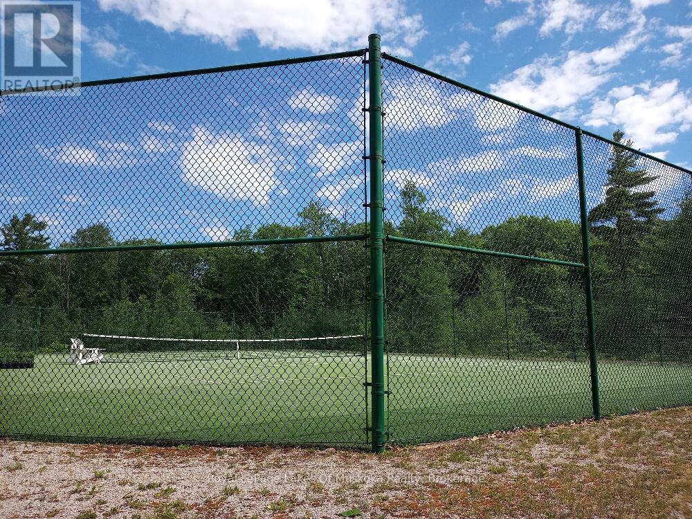 313 - 120 Carrick Trail, Gravenhurst, Ontario  P1P 0A2 - Photo 3 - X12007131