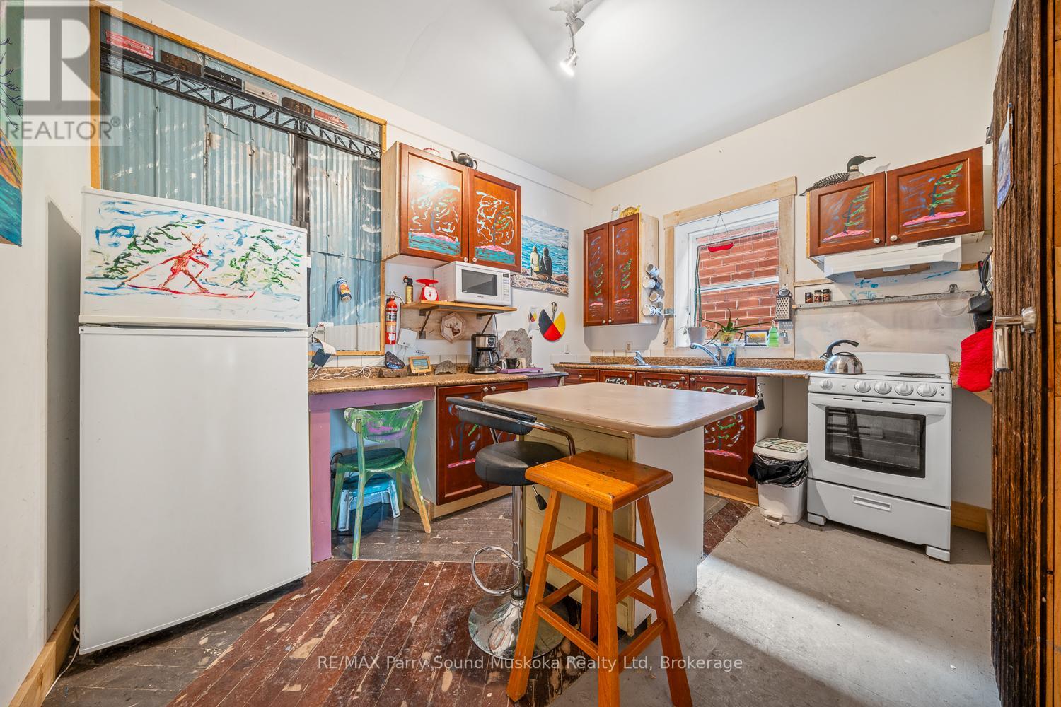 47 Gibson Street, Parry Sound, Ontario  P2A 1X1 - Photo 10 - X12021222