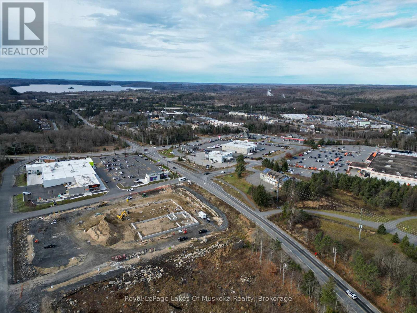 5 Hanes Road, Huntsville, Ontario  P1H 1M3 - Photo 6 - X12033175