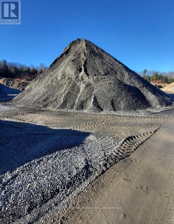 1470 Echo Lake Road, Lake Of Bays, Ontario  P0B 1A0 - Photo 3 - X12049706