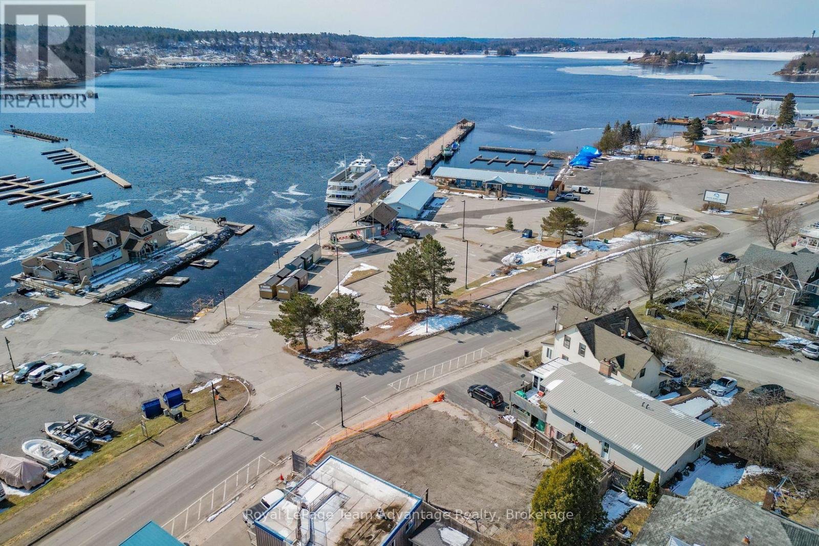 22 Bay Street, Parry Sound, Ontario  P2A 1S5 - Photo 15 - X12083423