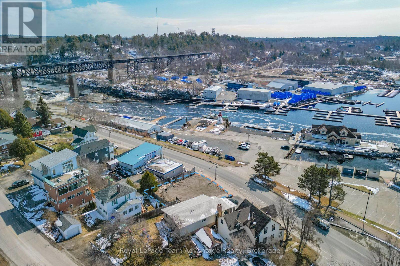 22 Bay Street, Parry Sound, Ontario  P2A 1S5 - Photo 19 - X12083423