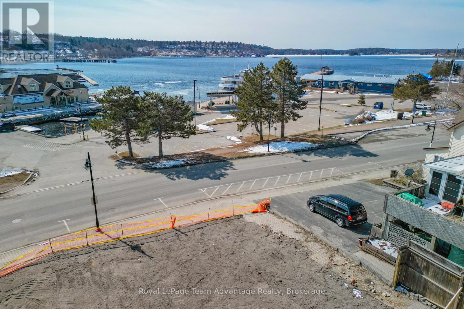22 Bay Street, Parry Sound, Ontario  P2A 1S5 - Photo 6 - X12083423