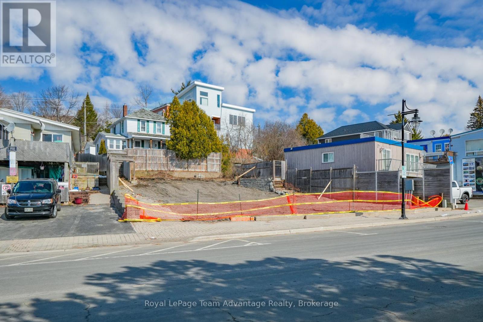 22 Bay Street, Parry Sound, Ontario  P2A 1S5 - Photo 7 - X12083423