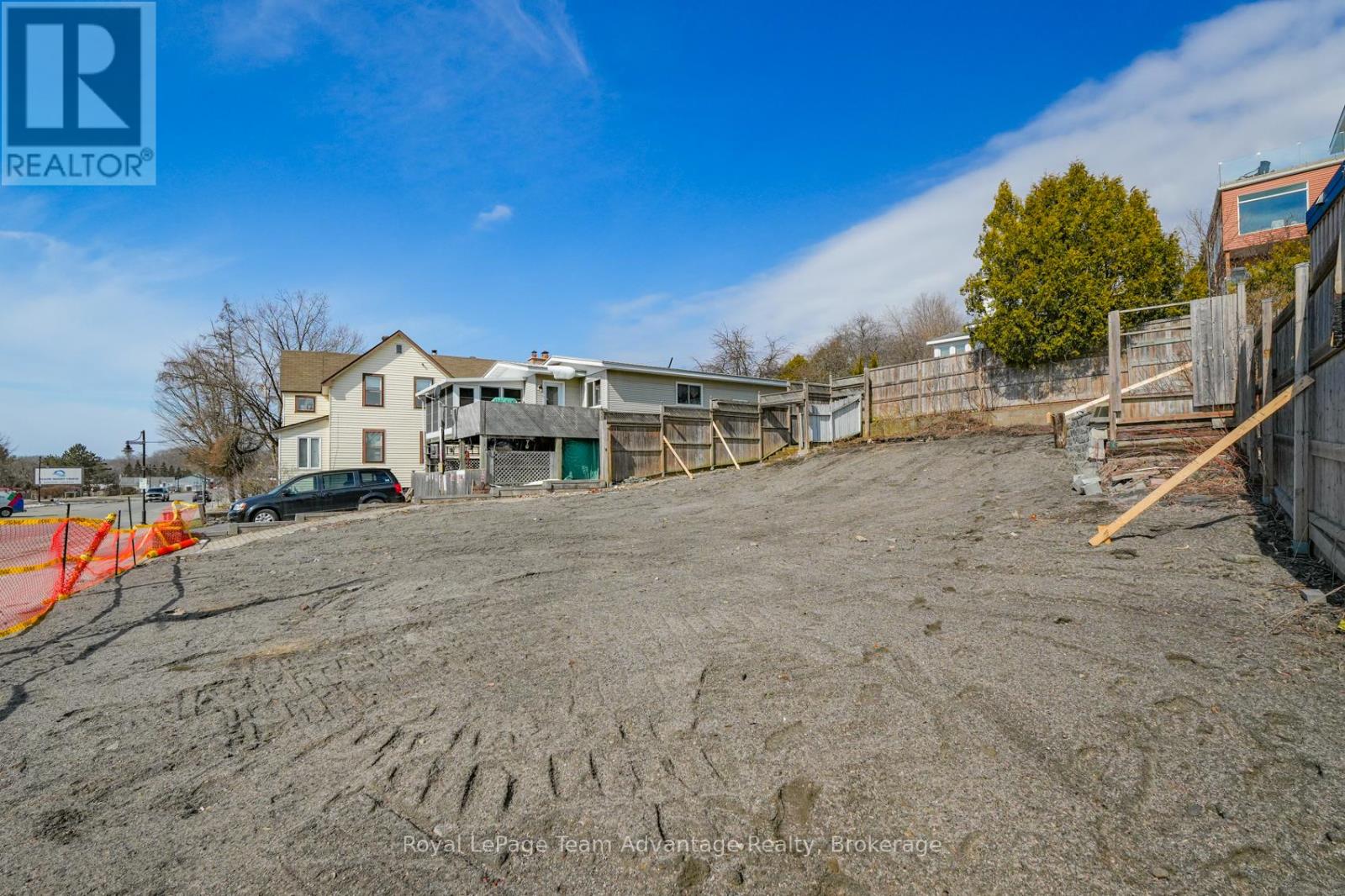 22 Bay Street, Parry Sound, Ontario  P2A 1S5 - Photo 9 - X12083423