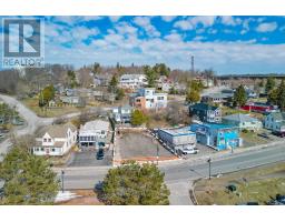 22 BAY STREET, Parry Sound, Ontario