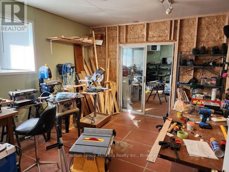 2831 Highway 60 Highway, Lake Of Bays, Ontario  P0A 1H0 - Photo 28 - X12083903