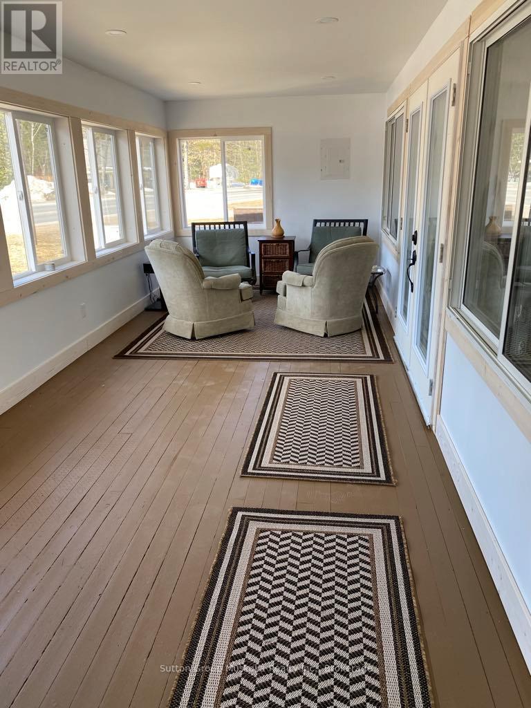 2831 Highway 60 Highway, Lake Of Bays, Ontario  P0A 1H0 - Photo 7 - X12083903