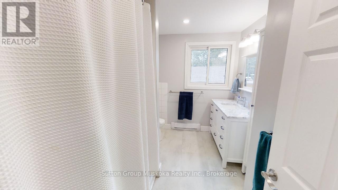 2831 Highway 60 Highway, Lake Of Bays, Ontario  P0A 1H0 - Photo 12 - X12097700