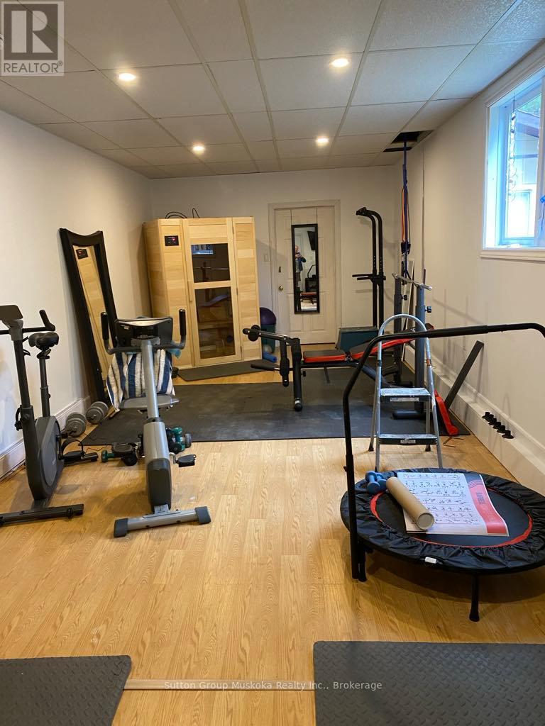 2831 Highway 60 Highway, Lake Of Bays, Ontario  P0A 1H0 - Photo 18 - X12097700