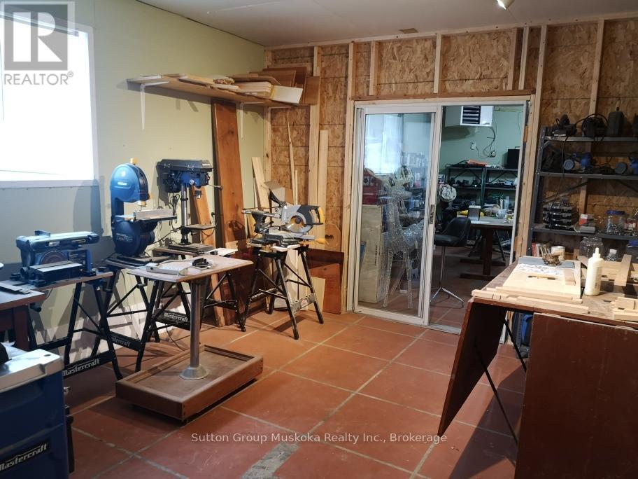 2831 Highway 60 Highway, Lake Of Bays, Ontario  P0A 1H0 - Photo 24 - X12097700