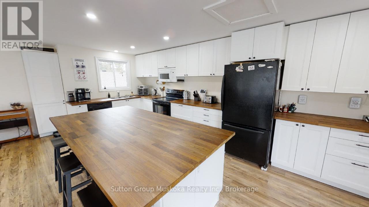 2831 Highway 60 Highway, Lake Of Bays, Ontario  P0A 1H0 - Photo 6 - X12097700