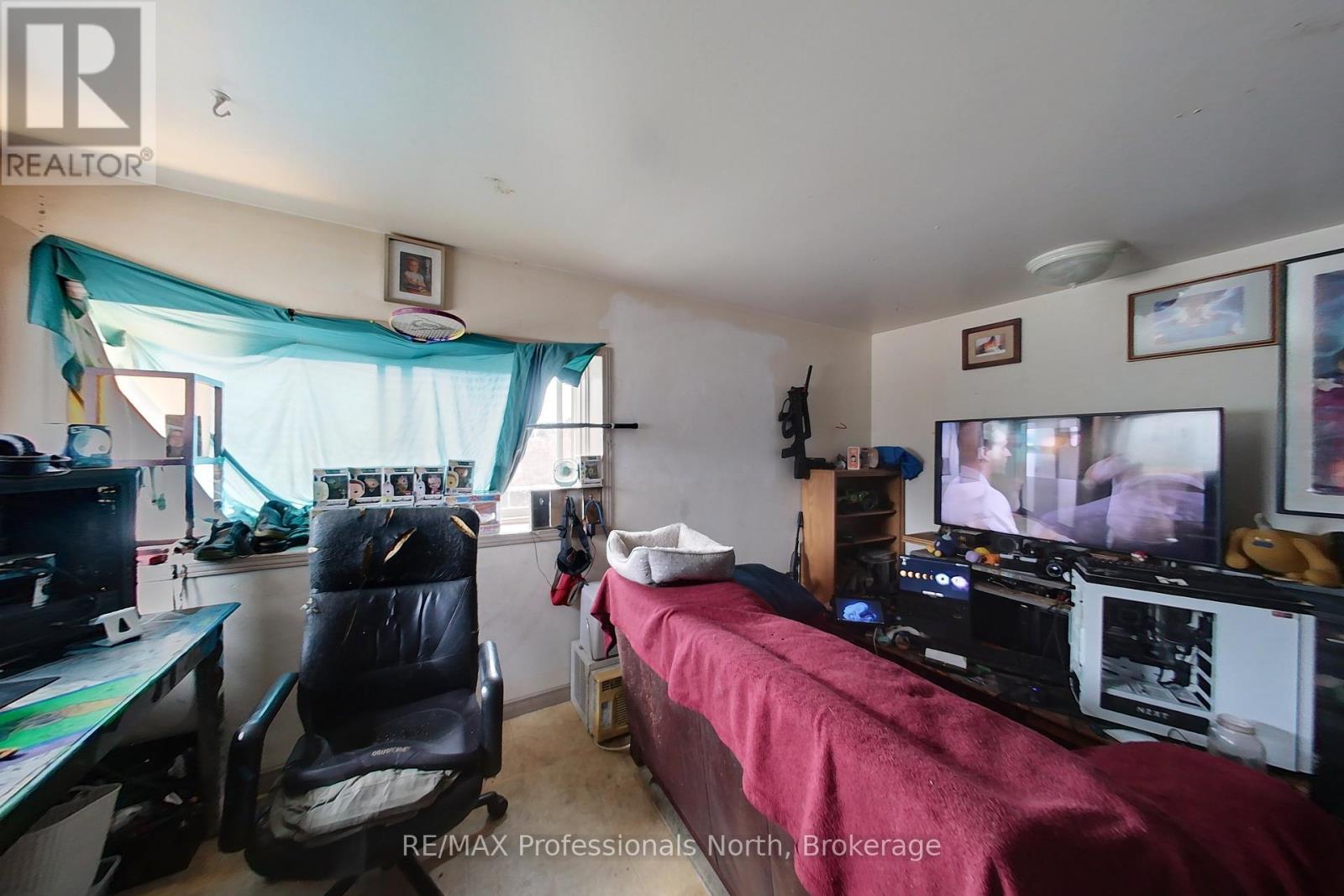 148 Park Road, Bracebridge, Ontario  P1L 1H9 - Photo 24 - X12104211