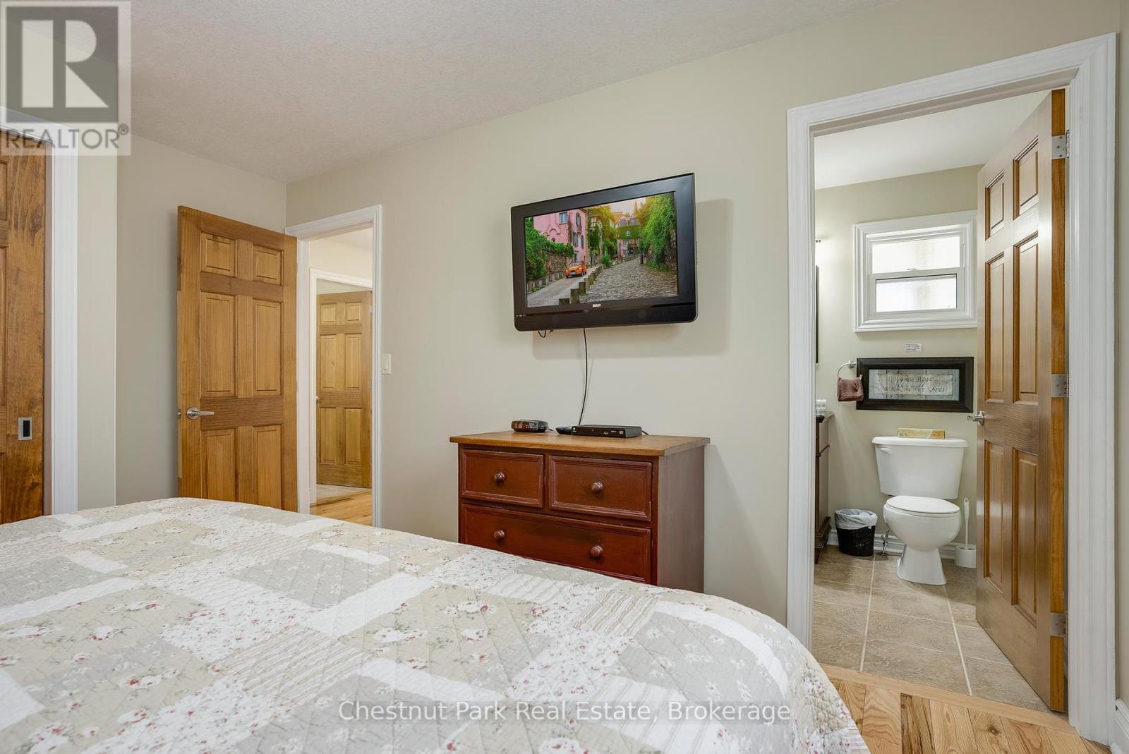 116-1 - 1052 Rat Bay Road, Lake Of Bays, Ontario  P1H 2J6 - Photo 19 - X12107211