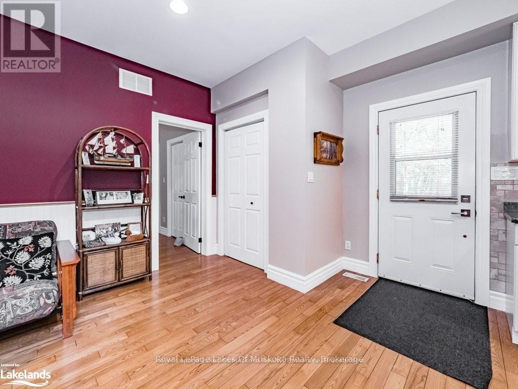 2411 Hwy. 118 E. Highway, Bracebridge, Ontario  P1L 1X1 - Photo 10 - X12123592