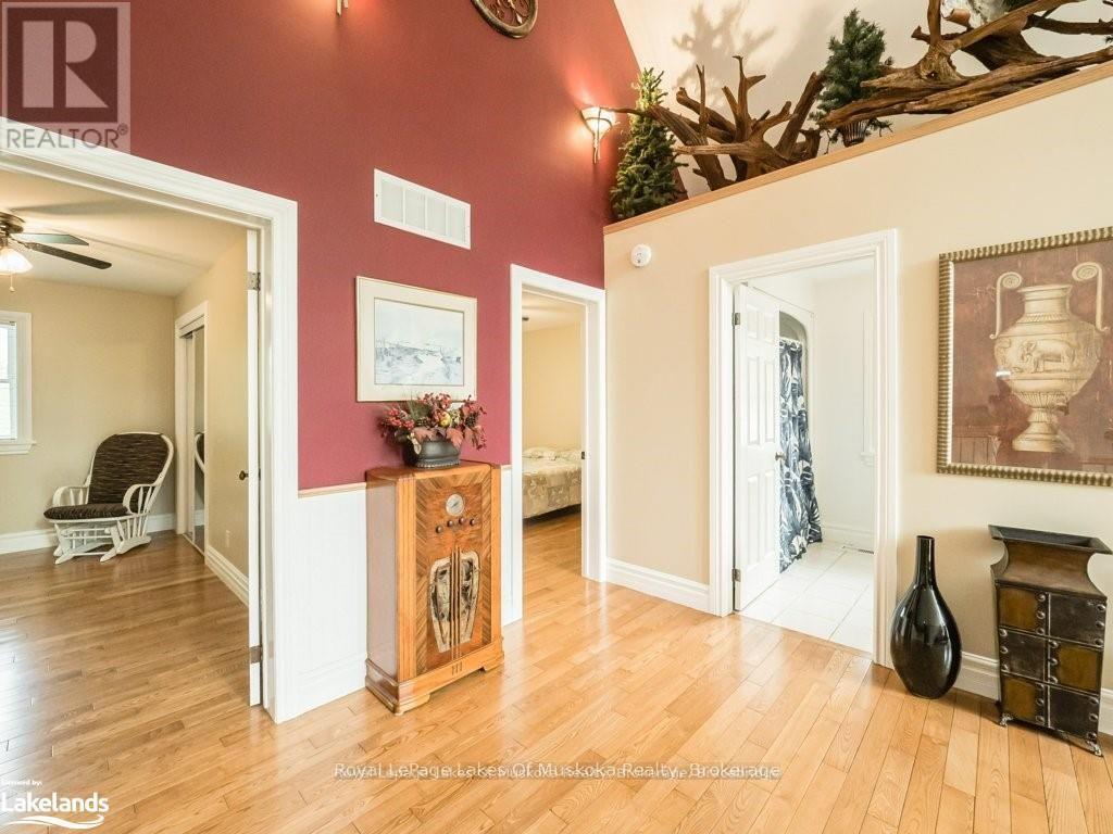 2411 Hwy. 118 E. Highway, Bracebridge, Ontario  P1L 1X1 - Photo 13 - X12123592