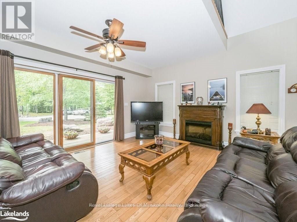 2411 Hwy. 118 E. Highway, Bracebridge, Ontario  P1L 1X1 - Photo 2 - X12123592