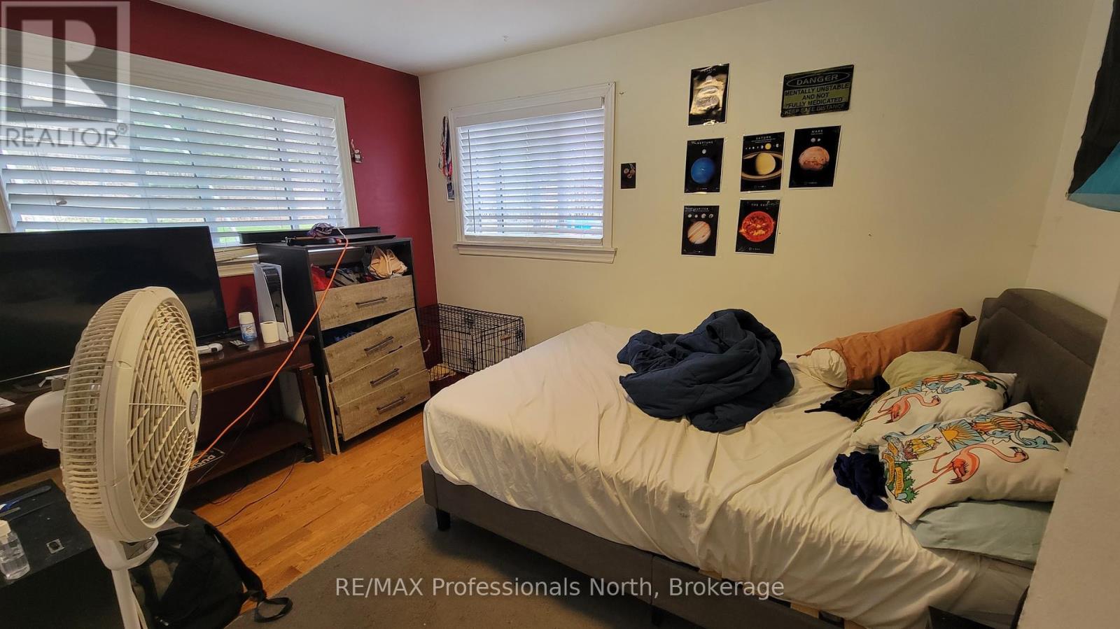 542 Highway 60, Huntsville, Ontario  P1H 1B5 - Photo 7 - X12125819