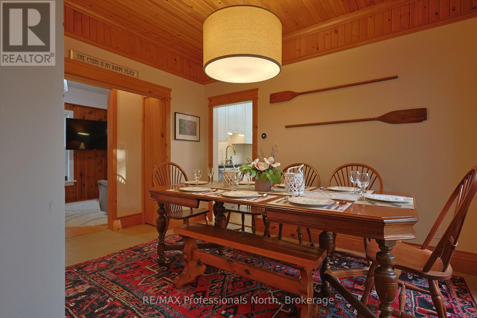 1013 Grey Street, Muskoka Lakes, Ontario  P0C 1A0 - Photo 10 - X12127152