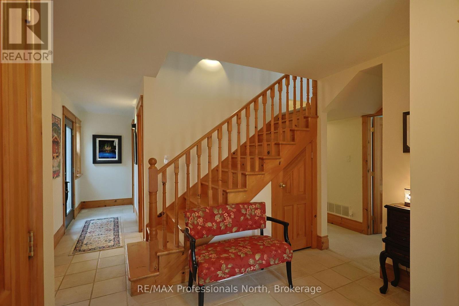 1013 Grey Street, Muskoka Lakes, Ontario  P0C 1A0 - Photo 17 - X12127152