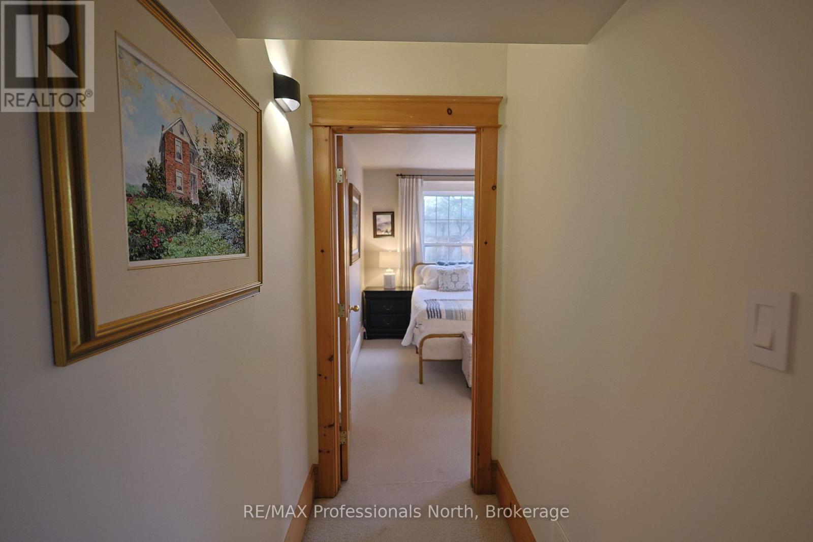 1013 Grey Street, Muskoka Lakes, Ontario  P0C 1A0 - Photo 19 - X12127152