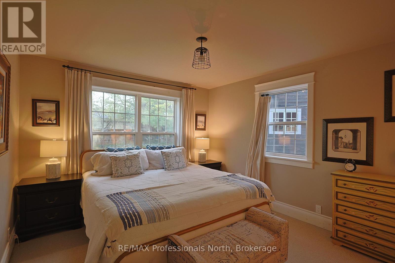 1013 Grey Street, Muskoka Lakes, Ontario  P0C 1A0 - Photo 20 - X12127152