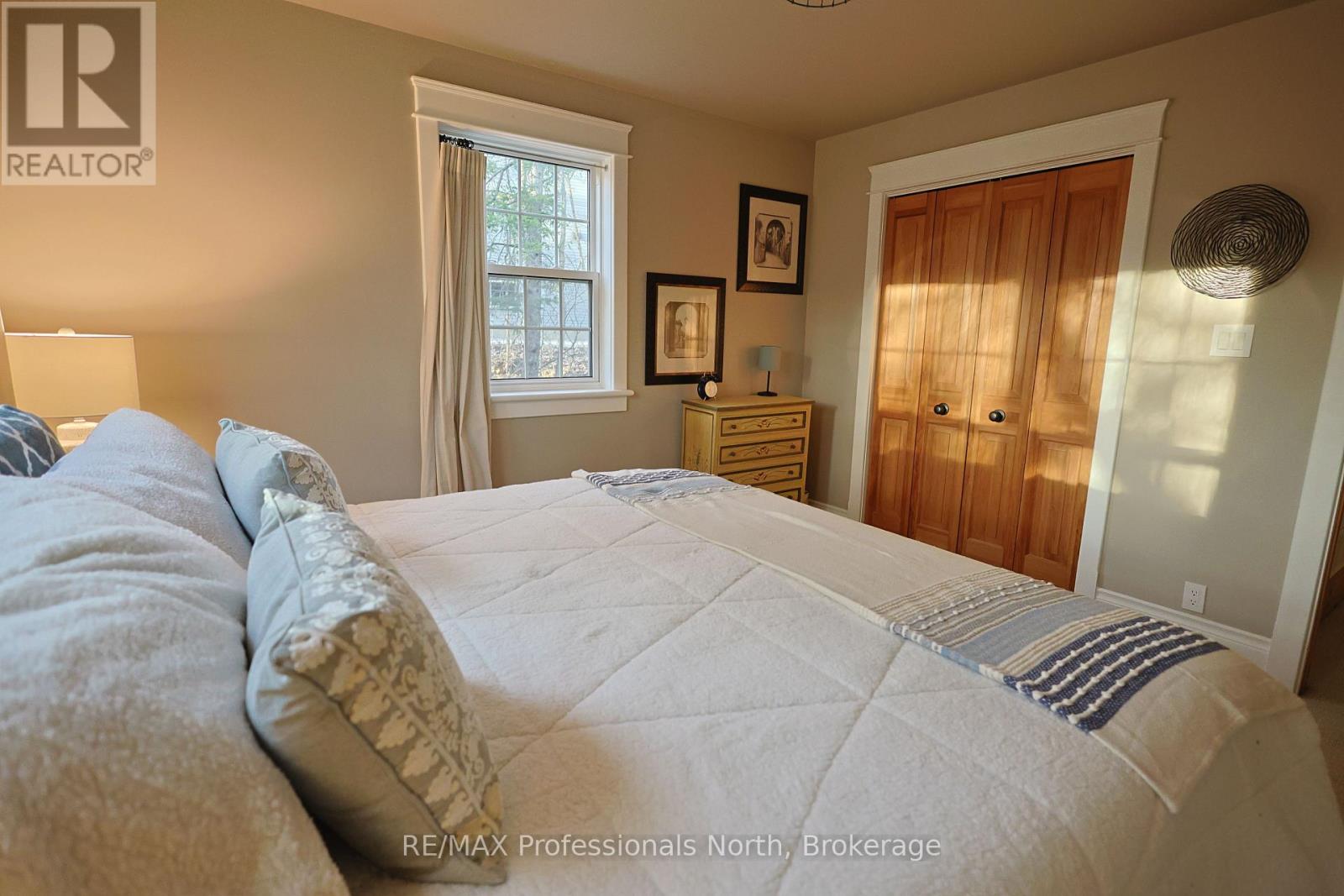 1013 Grey Street, Muskoka Lakes, Ontario  P0C 1A0 - Photo 21 - X12127152