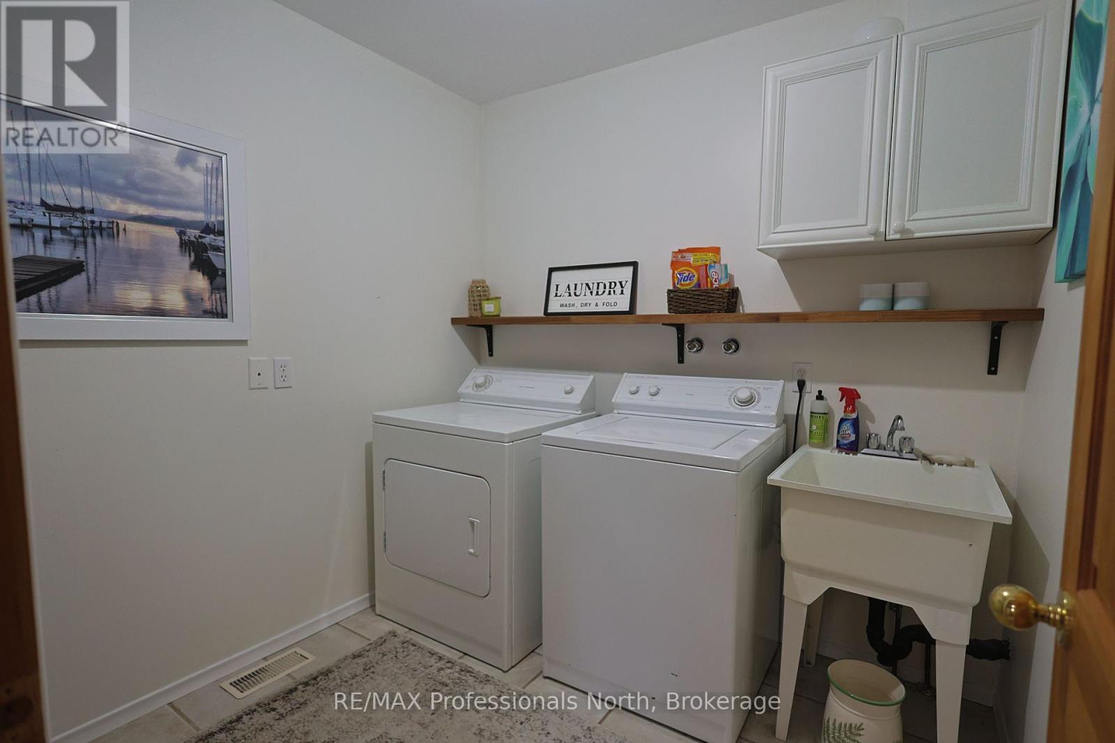 1013 Grey Street, Muskoka Lakes, Ontario  P0C 1A0 - Photo 29 - X12127152