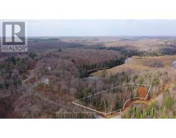 181 CLARKES LANE, Huntsville, Ontario