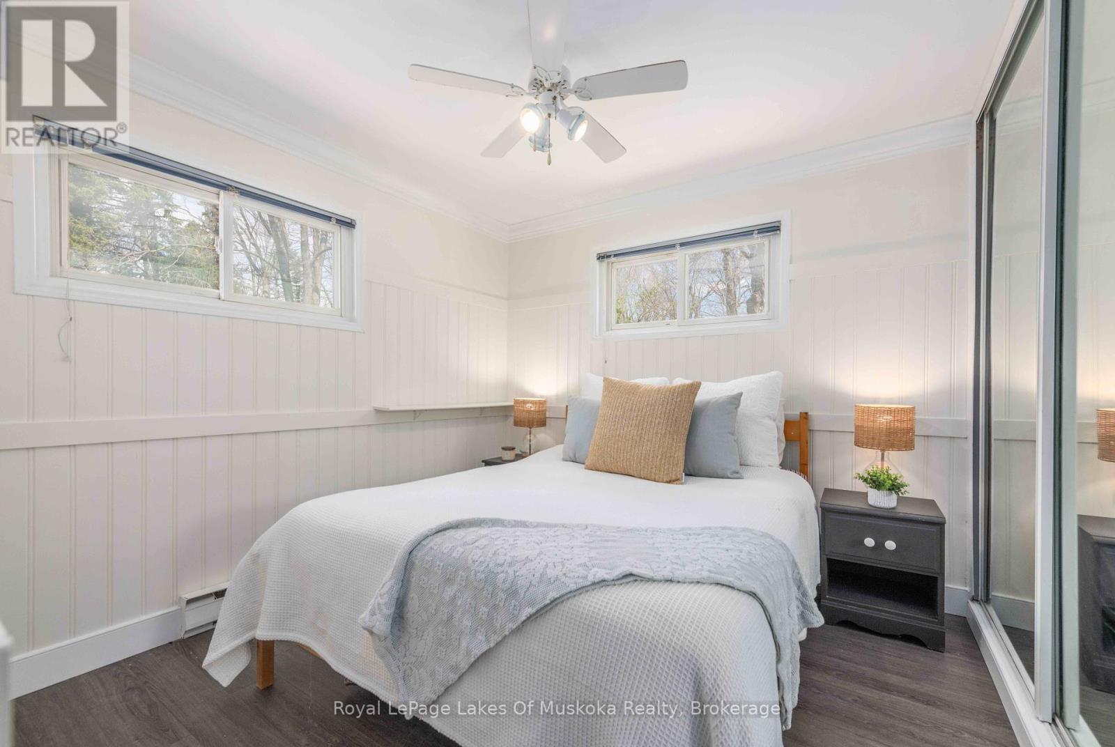 16 Cliff Avenue, Huntsville, Ontario  P1H 1G4 - Photo 11 - X12133084