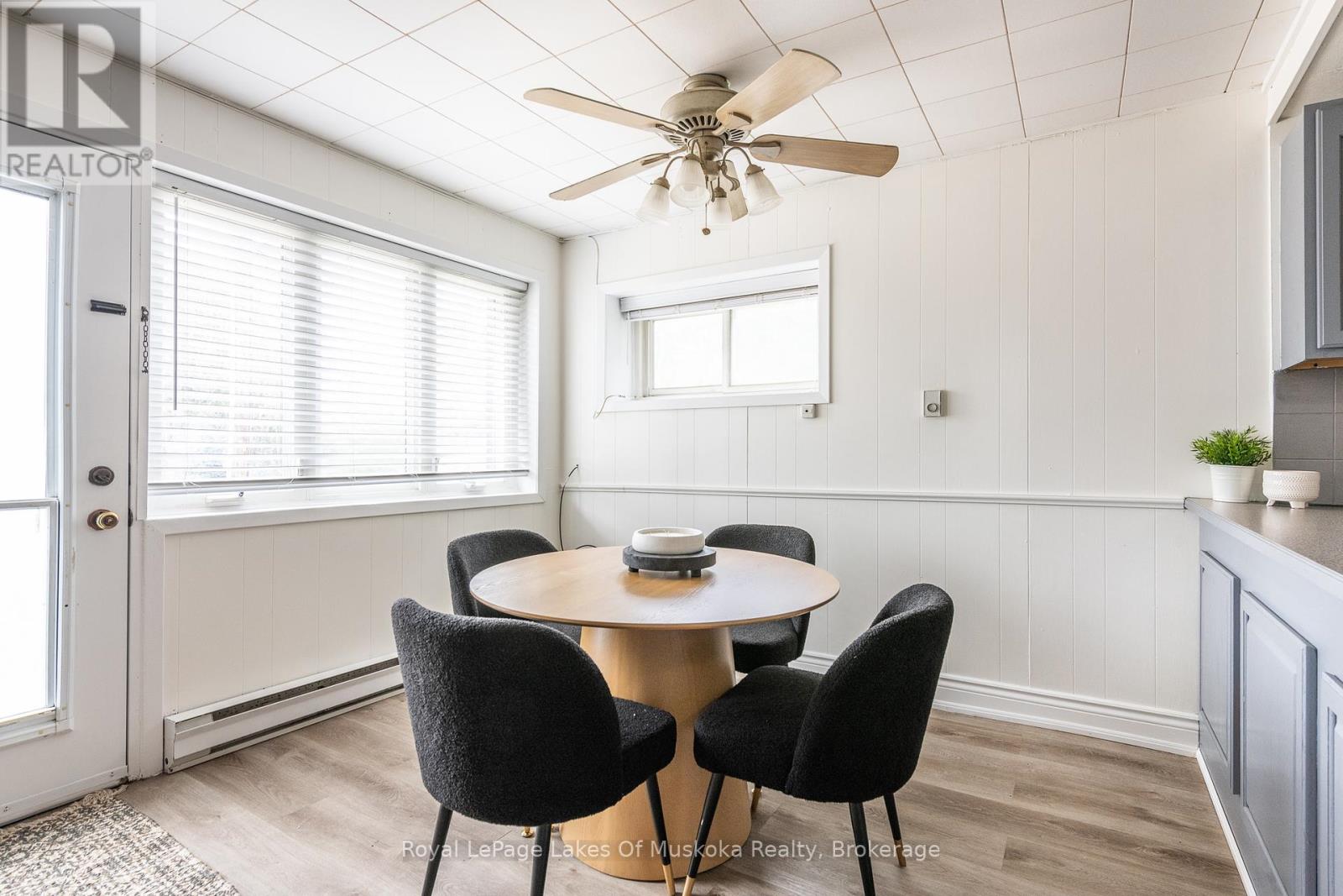 16 Cliff Avenue, Huntsville, Ontario  P1H 1G4 - Photo 27 - X12133084