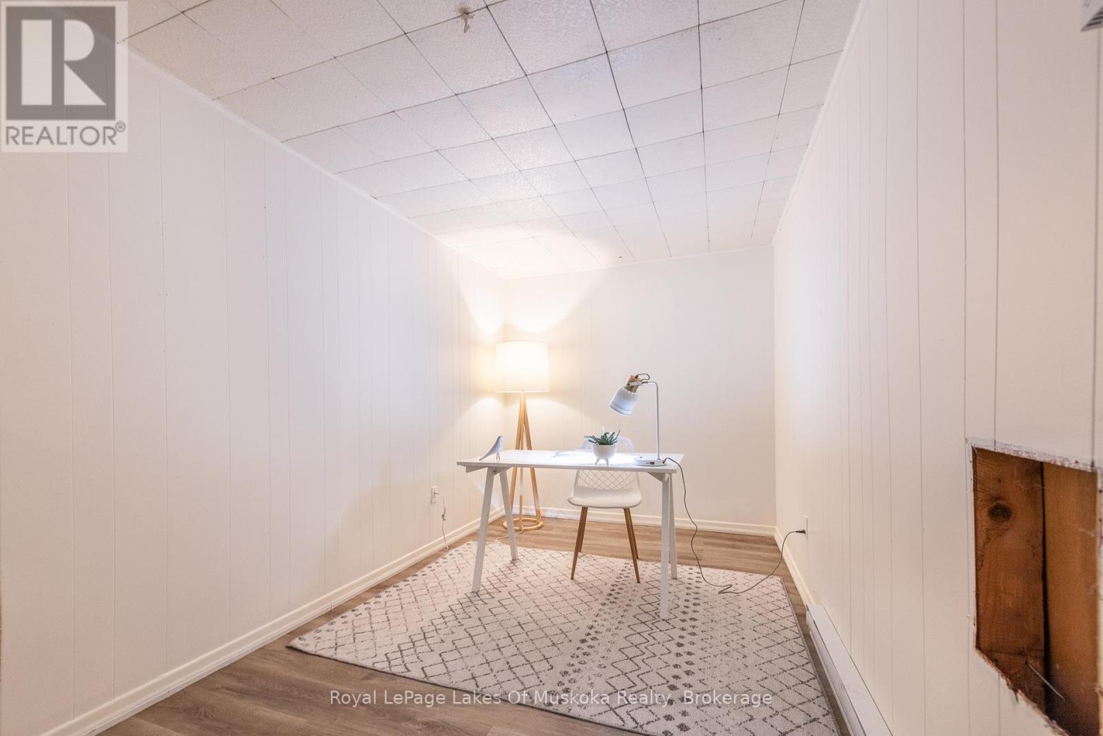 16 Cliff Avenue, Huntsville, Ontario  P1H 1G4 - Photo 31 - X12133084