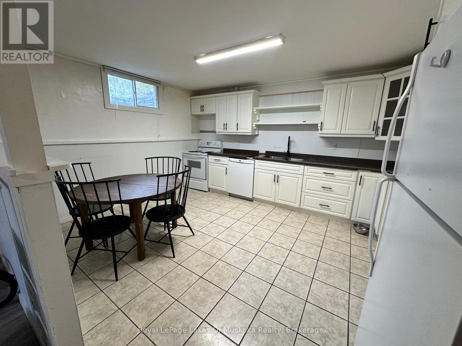 250 Stephenson 12 Road W, Huntsville, Ontario  P0B 1M0 - Photo 20 - X12144589