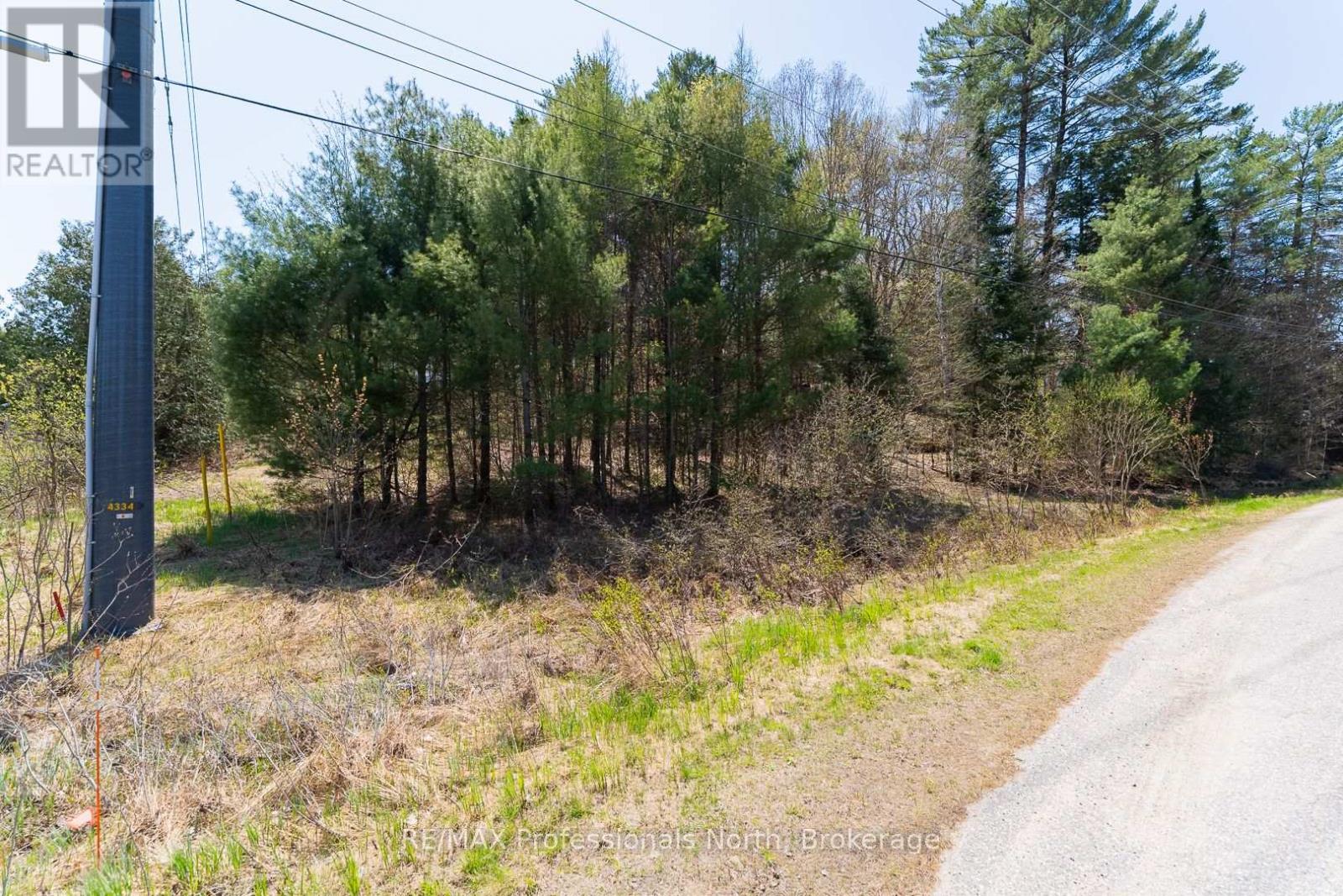 61 Clarkes Lane, Huntsville, Ontario  P0B 1M0 - Photo 31 - X12147581