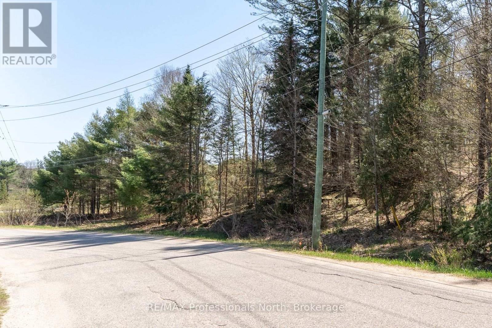 61 Clarkes Lane, Huntsville, Ontario  P0B 1M0 - Photo 33 - X12147581