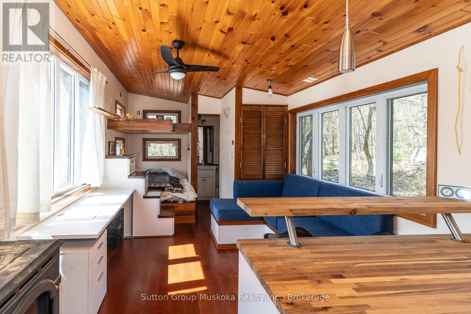 1667 Paint Lake Road, Lake Of Bays, Ontario  P0A 1E0 - Photo 8 - X12150606