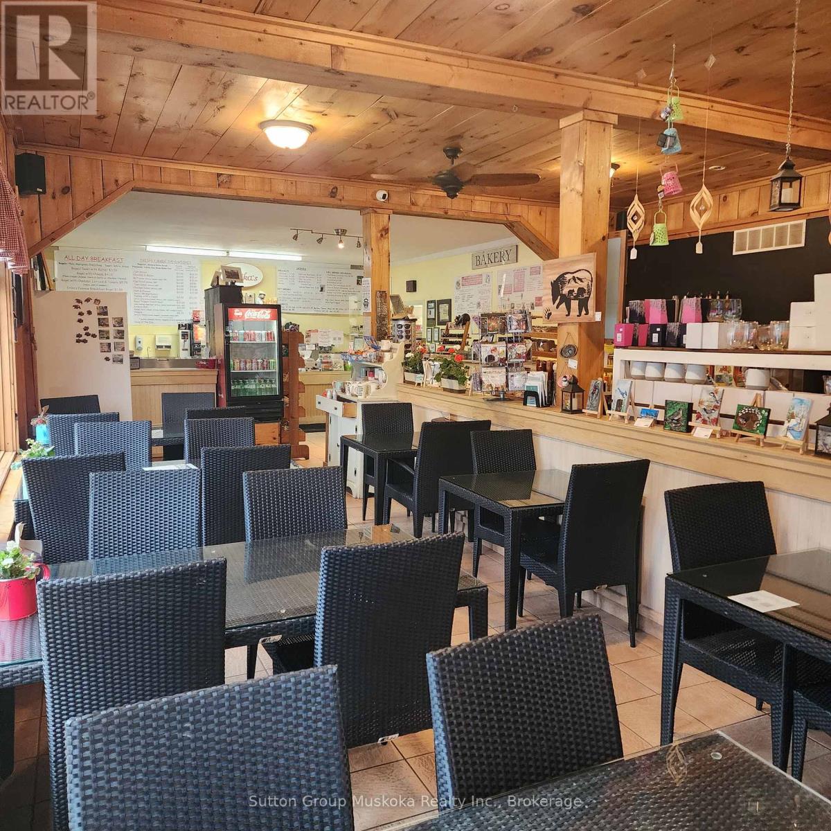 2832 Highway 60 Highway, Lake Of Bays, Ontario  P0A 1H0 - Photo 7 - X12154097