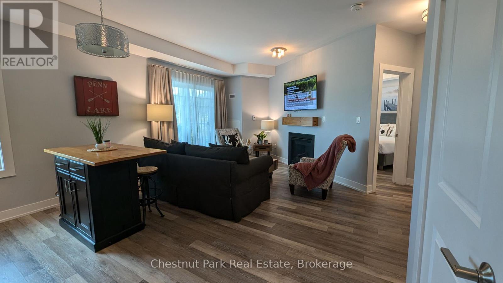 316 - 25 Pen Lake Point Road, Huntsville, Ontario  P1H 1A9 - Photo 6 - X12156133