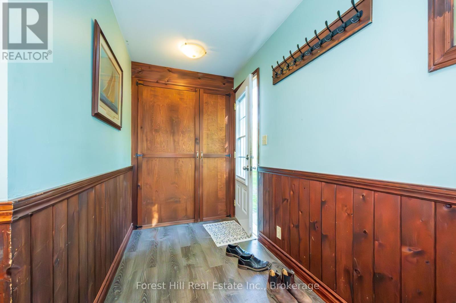 917 Portage Road, Lake Of Bays, Ontario  P1H 2J6 - Photo 22 - X12156233